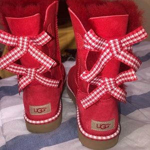 Red Bailey Bow Uggs